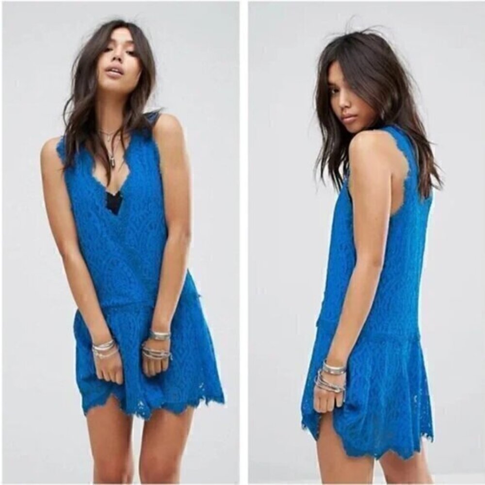 Free People Heart in Two Deep Blue Lace Mini Dress in Sz M - FLAW